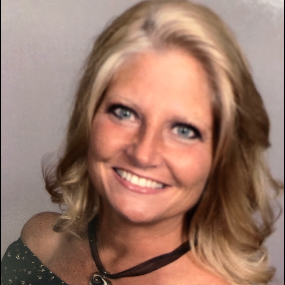 Meet your Posher, Gina